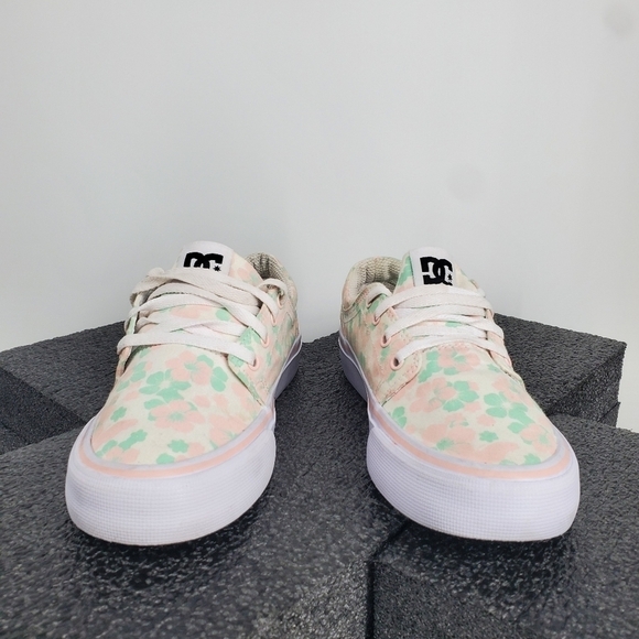 DC Shoes Youth 5 Girl's Trase TX Skate Shoes Floral Design Canvas - Picture 3 of 12